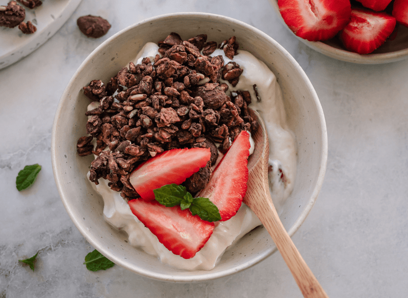 Eiwitrijke, Suikerarme Yoghurt Bowl met aardbeien - Arthur’s Breakfast Box