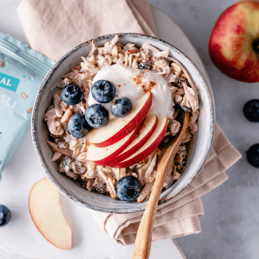 overnight muesli met fruit toppings