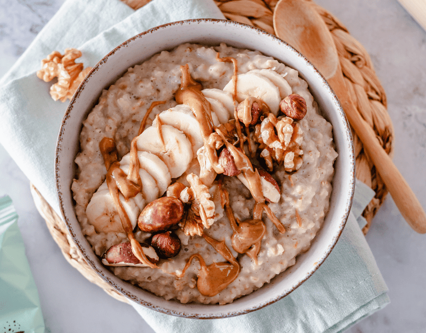 Banaan havermout in een steelpan - Arthur’s Breakfast Box