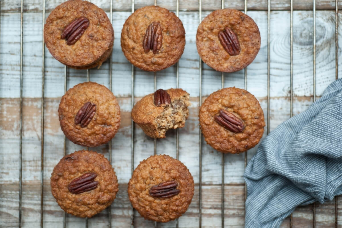 Bananenbroodmuffins recept (kidsproof tussendoortje) - Arthur’s Breakfast Box