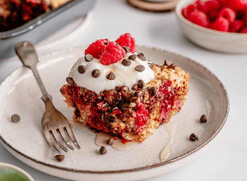 Gebakken havermout met frambozen & chocolade - Arthur’s Breakfast Box